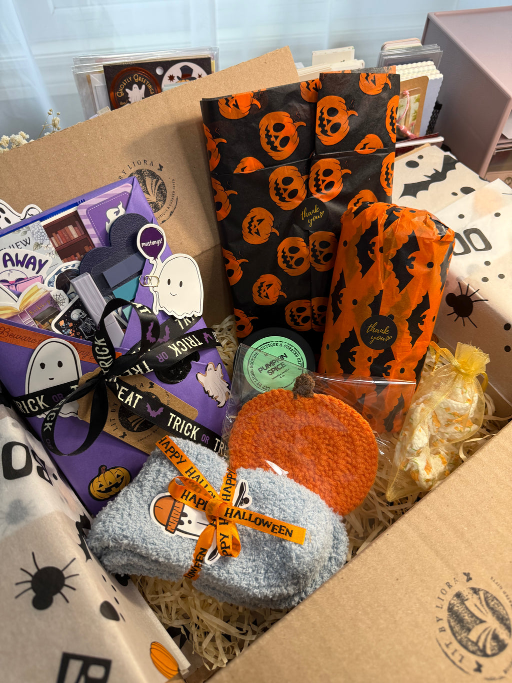 Halloween Book Lover Gift Box - Spooky Blind Date With a Book - Cozy Halloween Reading Bundle (Tote, Candle, Socks)